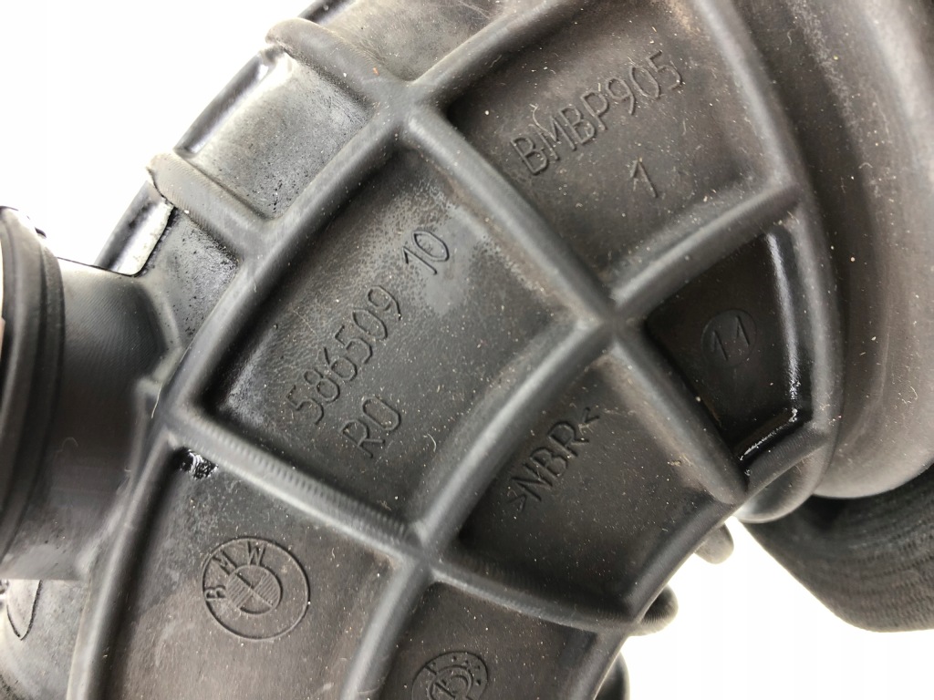 Bmw f20 f21 114d b37 труба повітрозабірник повітря 586509 8513961 Київ