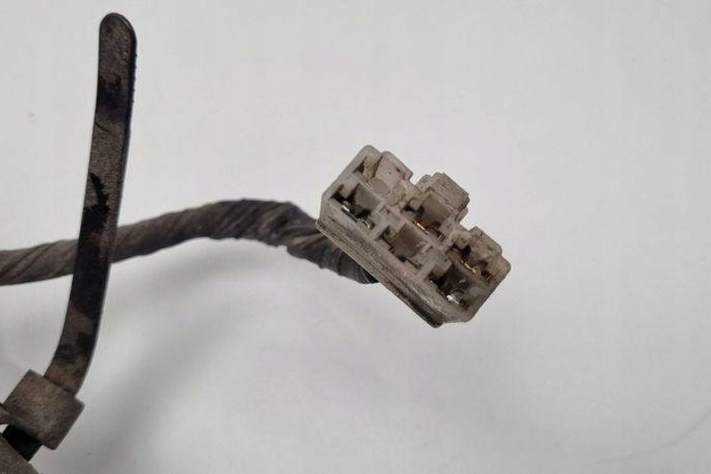 фото №10, Коробка запобіжників nissan navara d22_ 243832s700 2.5l дизель 2001