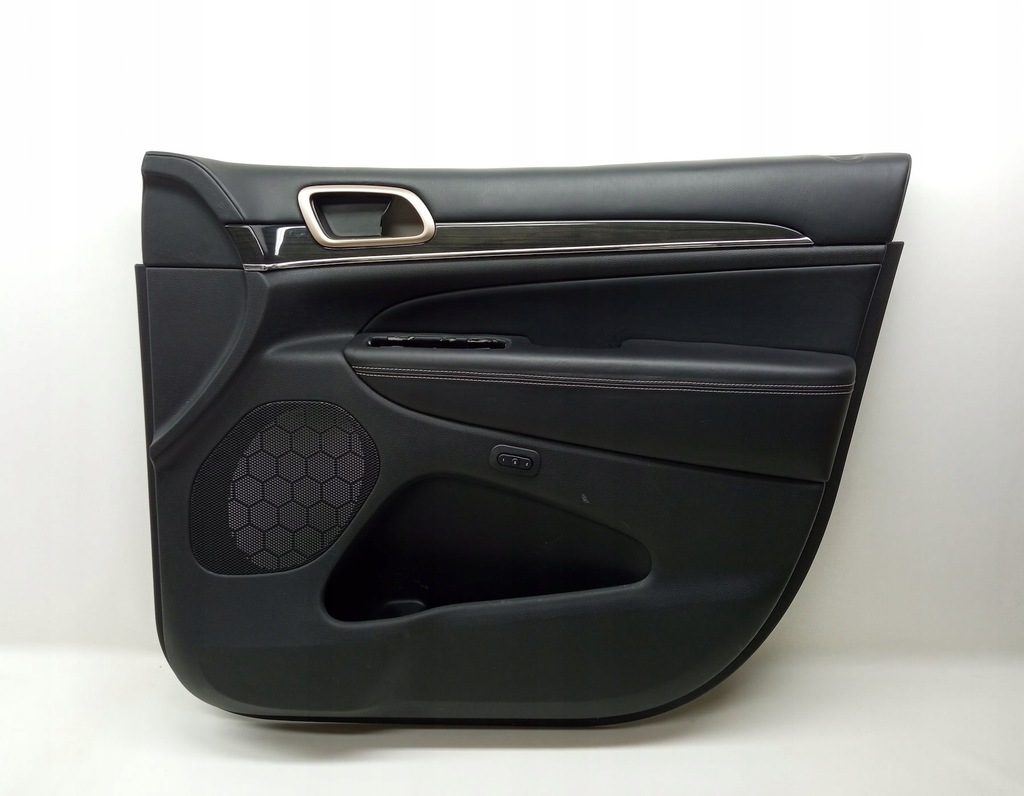 фото №1, Обшивка дверь правый перед grand cherokee iv wk2