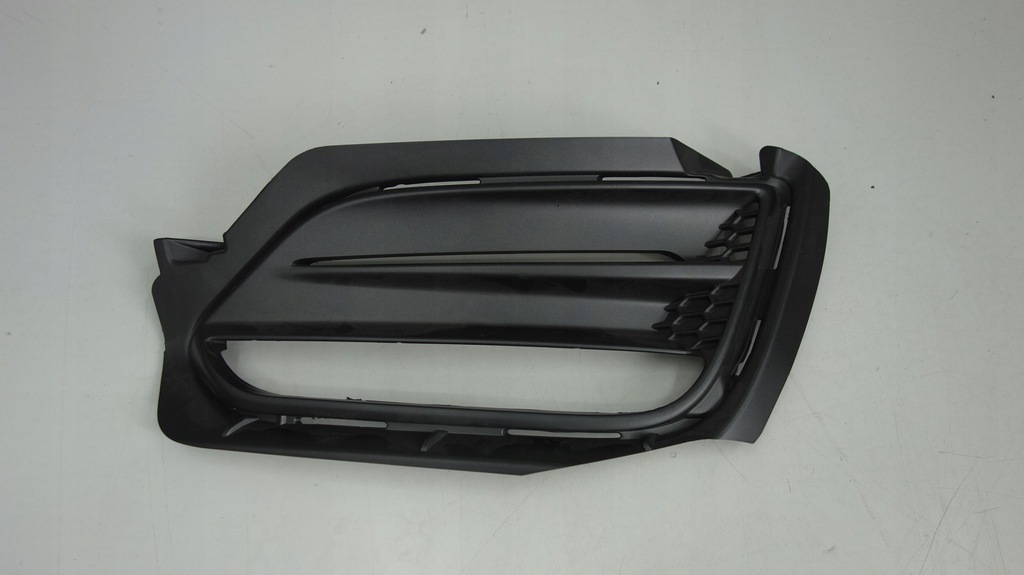 фото №1, Volvo s60 v60 решётка заглушка бампера r design