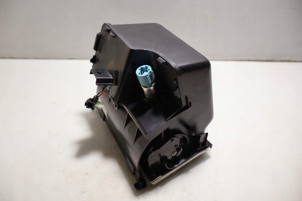 фото №3, Пепельница jeep grand cherokee iv wk2