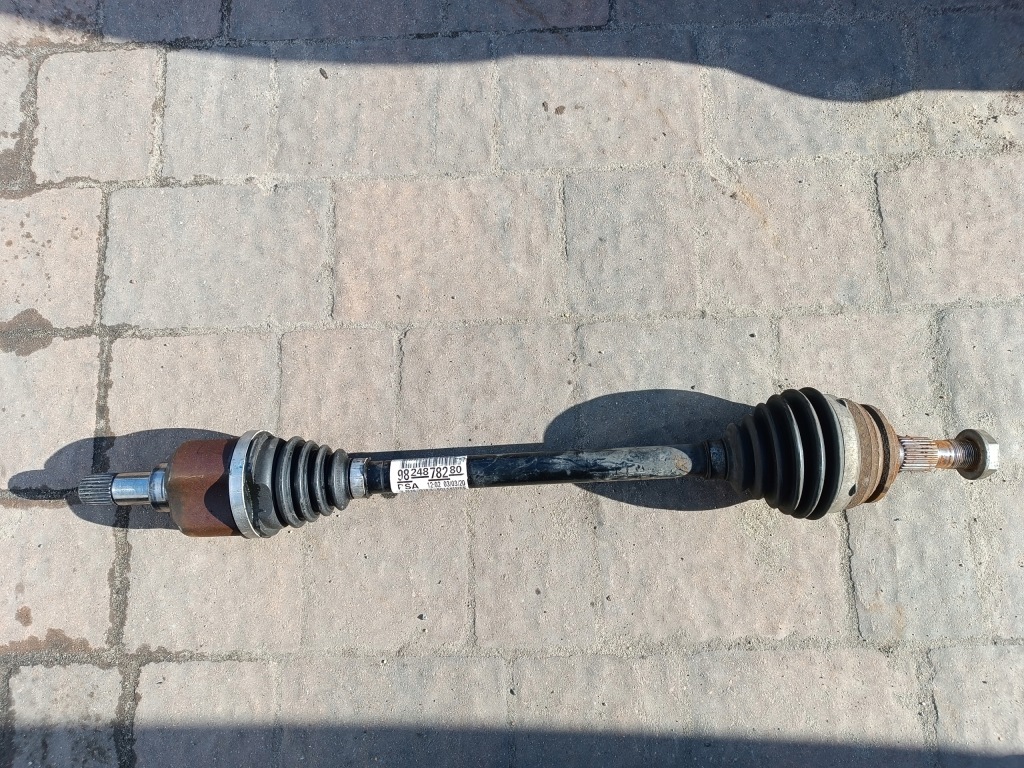 Peugeot 2008 2 приводной вал левая перед 1.5 bhdi Оригинал