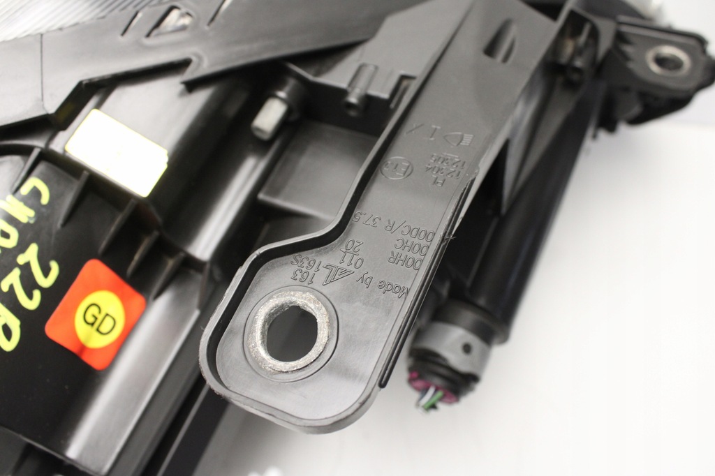 фото №8, Lancia delta 08r- лампа левая фара левый перед ксенон