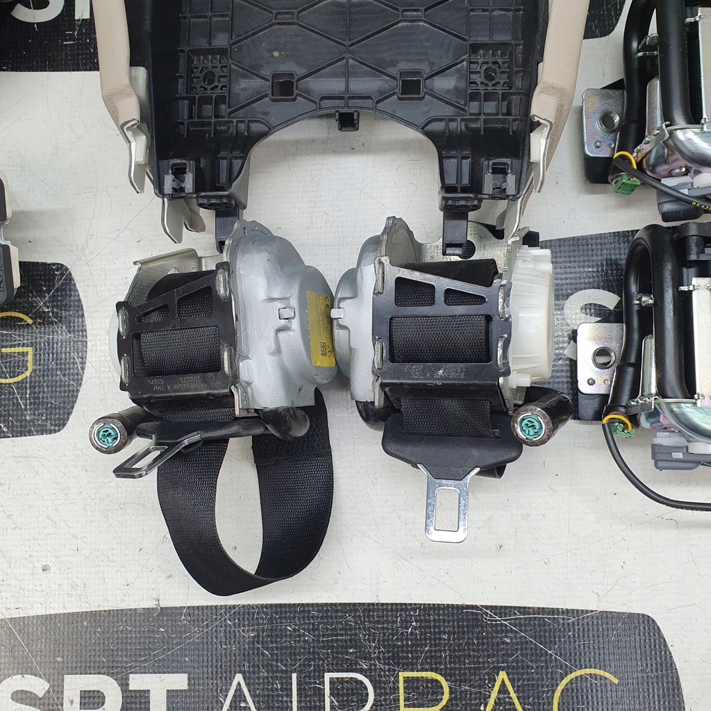 фото №12, Mercedes w205 приборная панель консоль подушки безопасности подушка безопасности