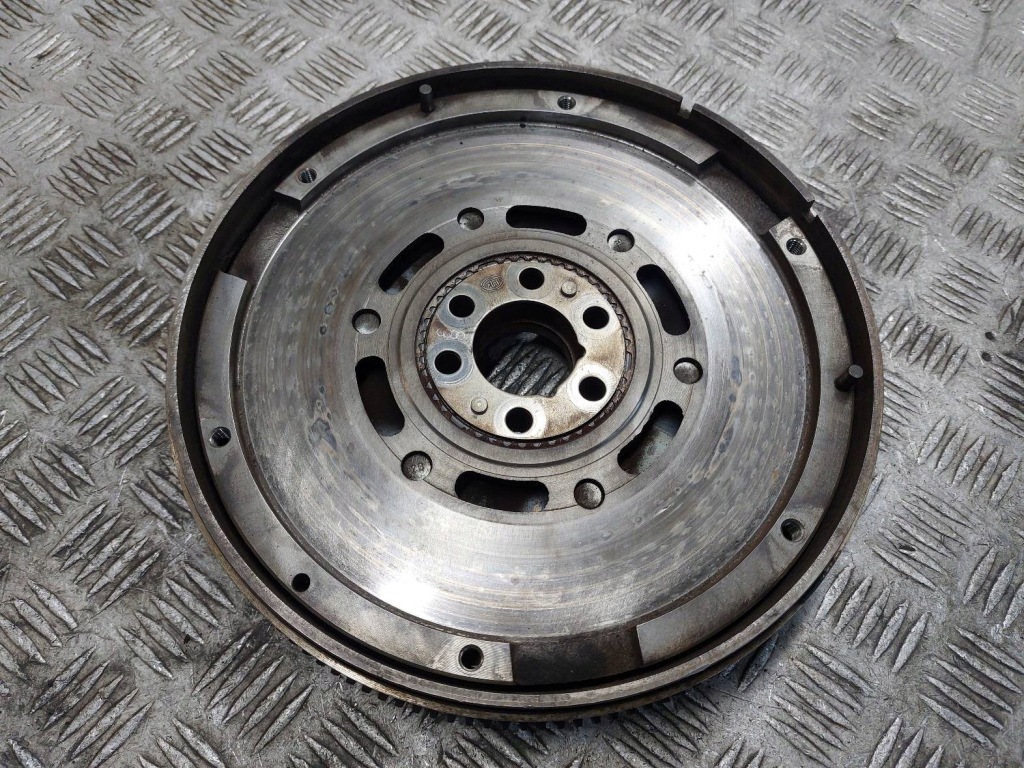 фото №1, Колесо двомасовий audi a4 b5 1.8 20v