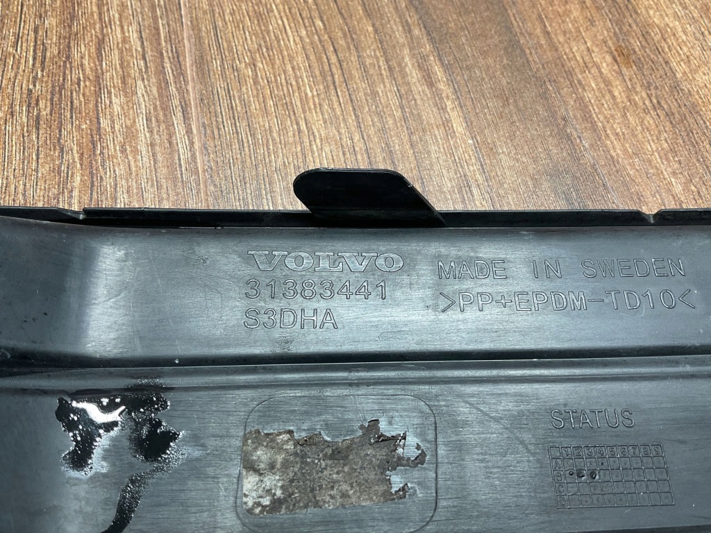 фото №7, Ліва решітка бампера перед volvo xc90 ii 31383441