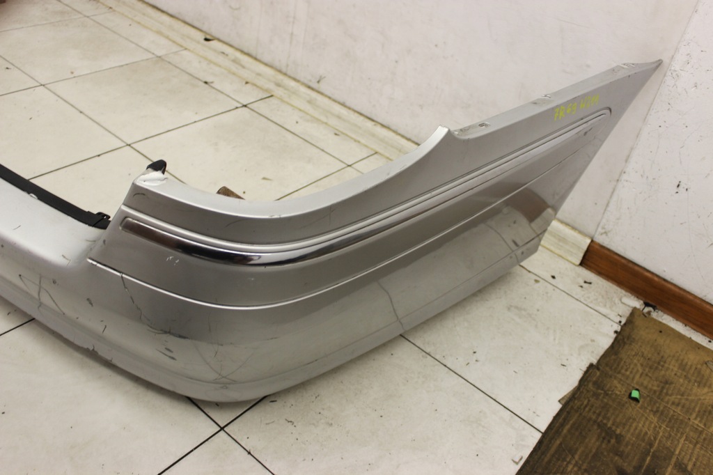 фото №8, Бампер задняя задний mercedes w211 kombi 2002r- 744