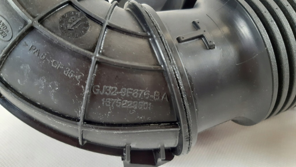 фото №6, Range rover evoque ii l551 2.0 d резонатор шланг воздуха k8d2-9a764-ca