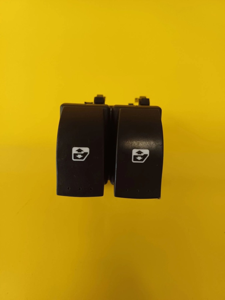 фото №1, Переключатель панель окон левый перед renault megane ii 315033a nr130