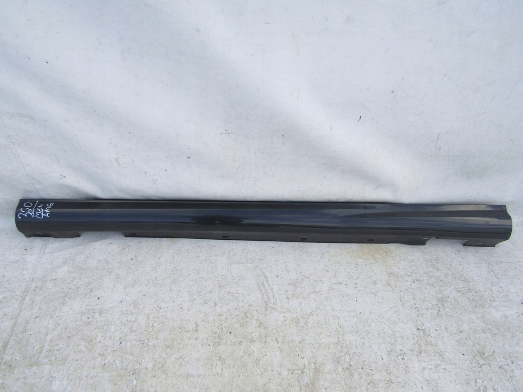 фото №1, Порог молдинг mercedes c-klasa w204 coupe amg левый