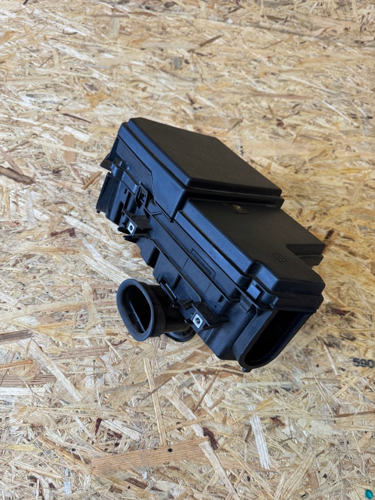 фото №1, Коробка корпус запобіжників renault megane iv 252361855r