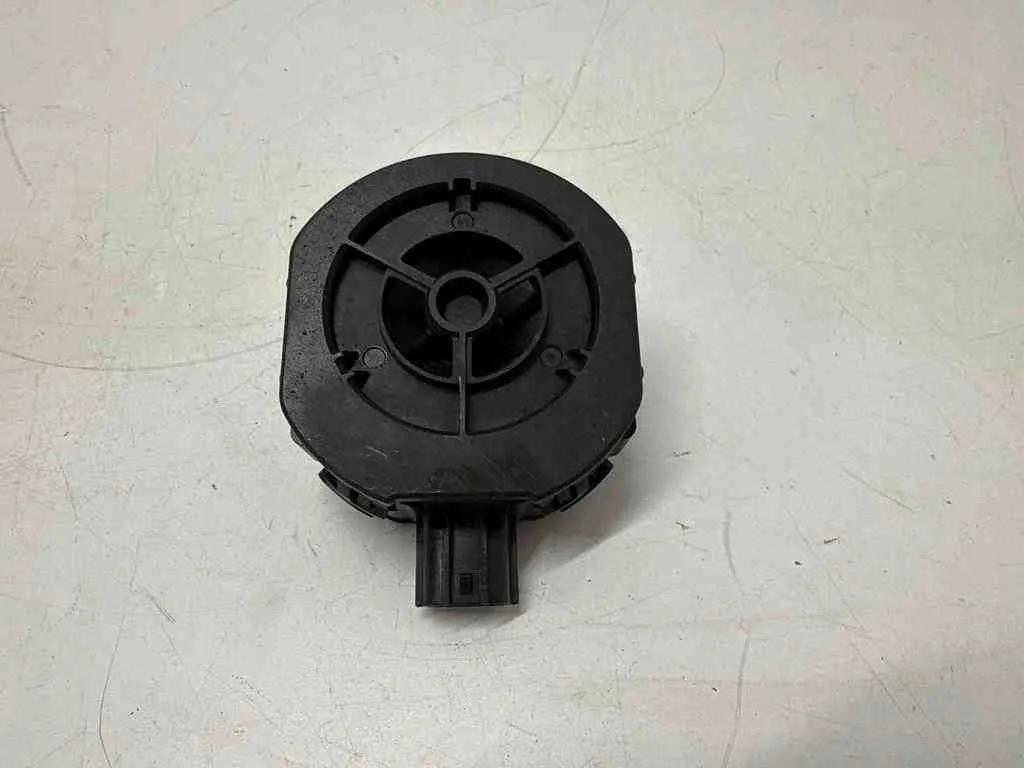 фото №1, Клаксон lexus 0689006930 1.99l 2024