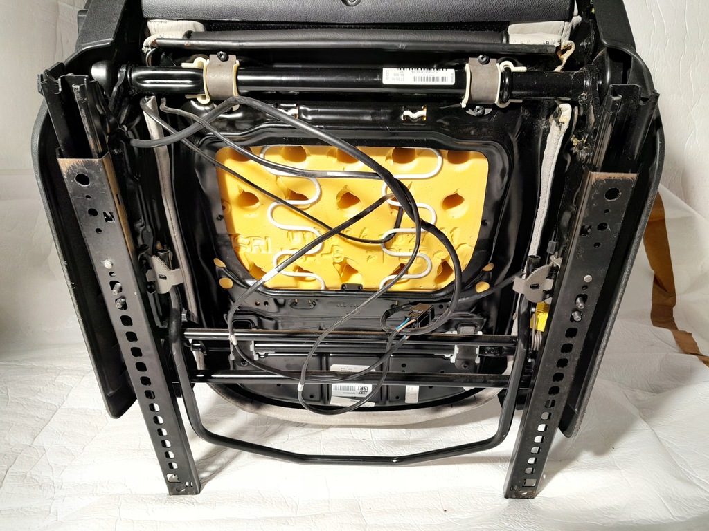 фото №10, Mercedes sprinter 906 сидіння передній пасажира шкіра