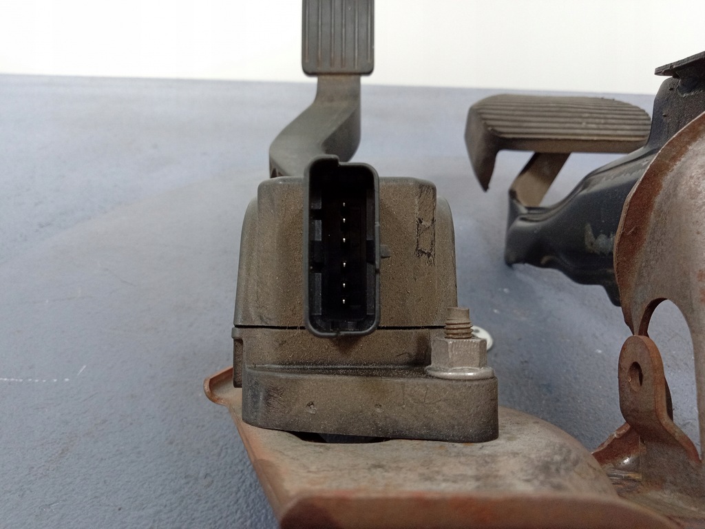 фото №4, Citroen c4 i педали газа тормоза автоматическая коробка передач