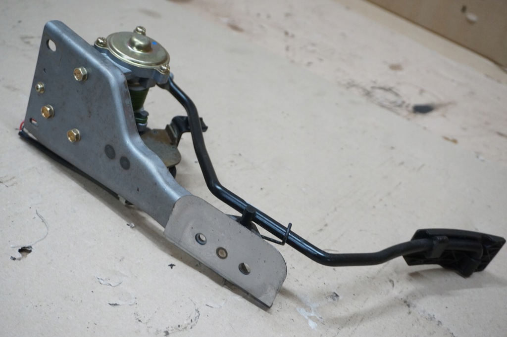 фото №11, Nissan patrol педаль газа потенциометр gr y61 2,8 tdi