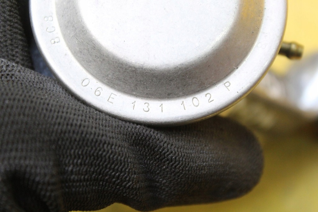 фото №8, Audi оригинальный номер 06e 131 102 p клапан, система воздуха вторичного