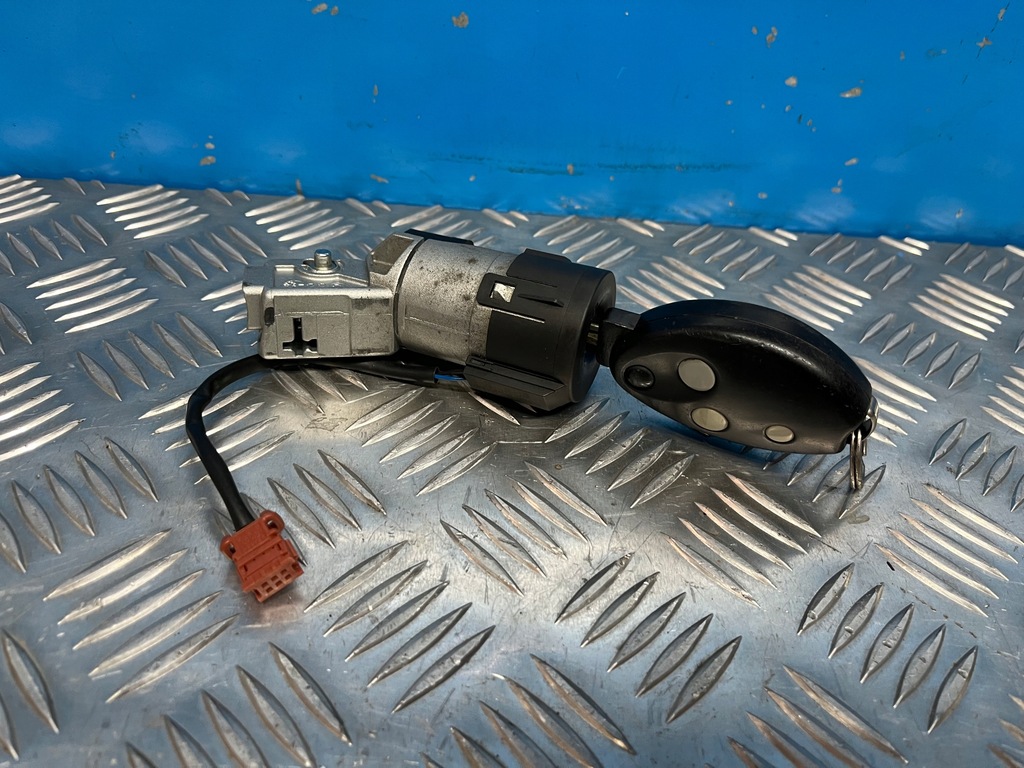 фото №1, Citroen c5 i lift замок зажигания ключ комплект
