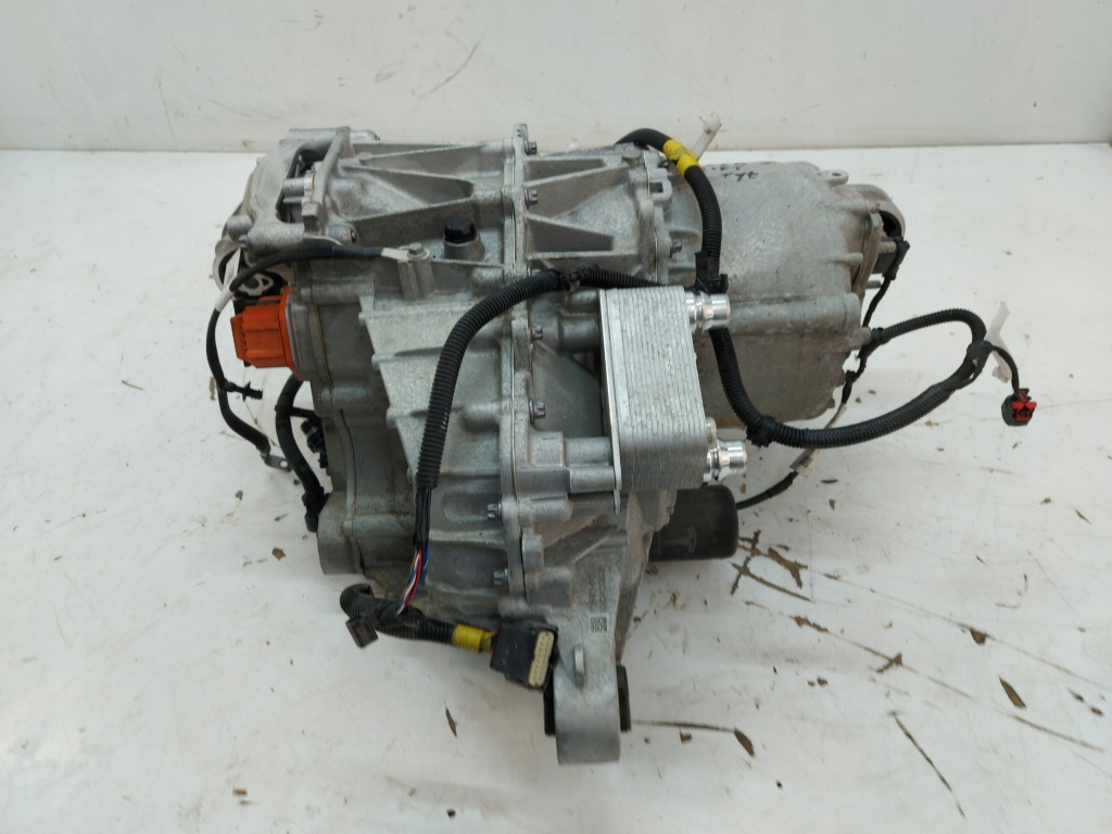 фото №1, Tesla model 3 lift 2024 highland двигун електричний задня