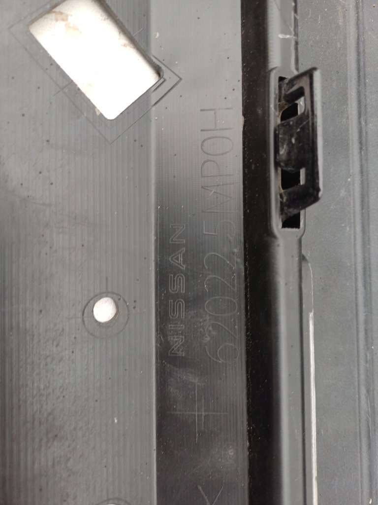 Бампер перед передний nissan ariya оригинал Киев