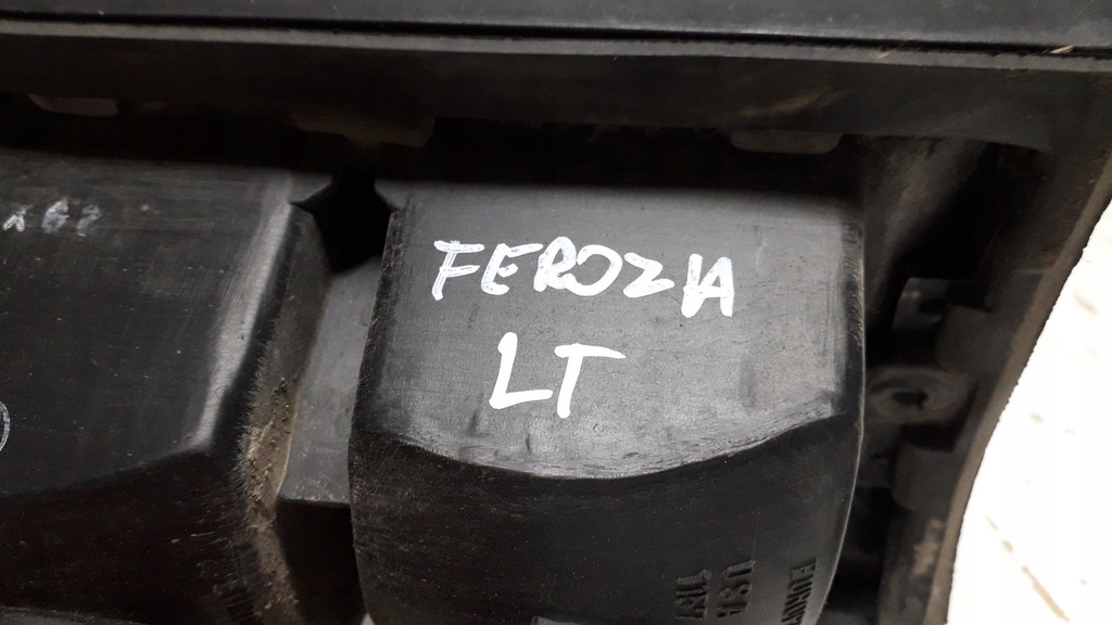 фото №11, Daihatsu feroza лампа задняя верхний левая - решётка радиатора