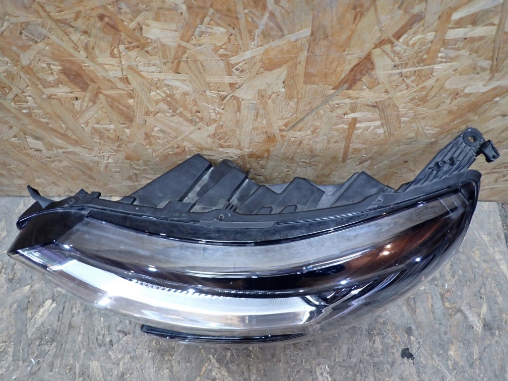 Фара левая фара левый full led renault megane 4 iv 2016- 260604423r в Украине