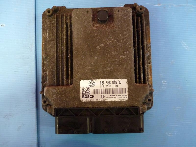 фото №1, Skoda octavia 2 1.9 бортовой компьютер 03g906016dj 04-