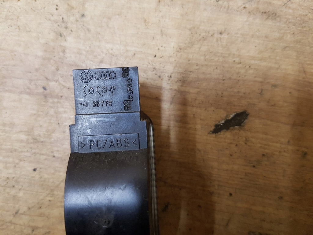 фото №3, Лампа освещение салона ford galaxy mk1