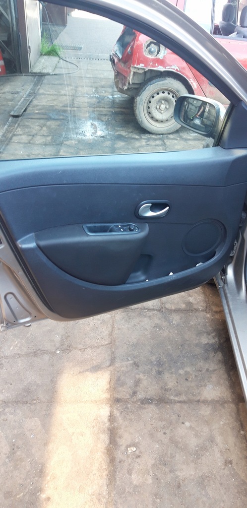 фото №2, Renault clio iii 08- дверь перед левая