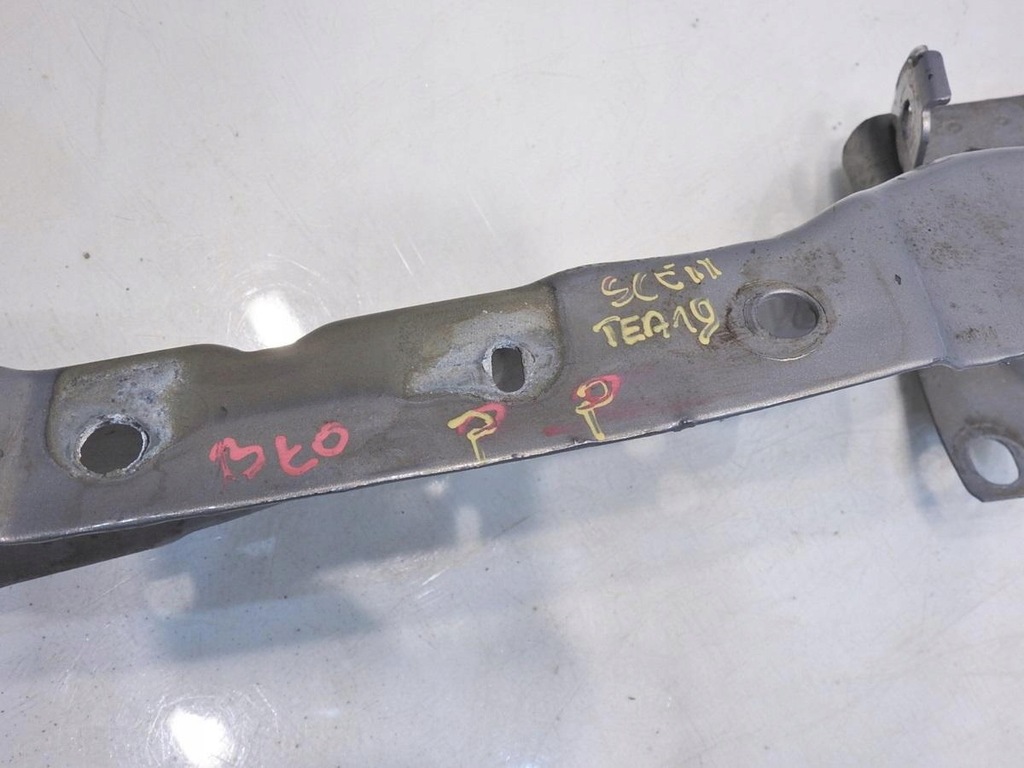 фото №2, Кронштейн крыла правый перед renault scenic ii