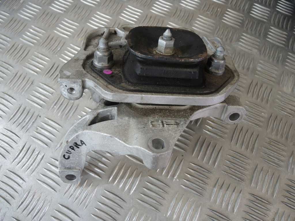 фото №1, Подушка кронштейн двигателя cupra formentor