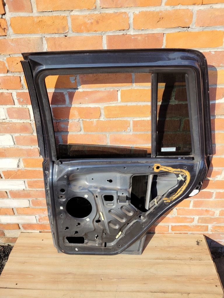 Купити Jeep grand cherokee wj 99-04 дверей правий задній