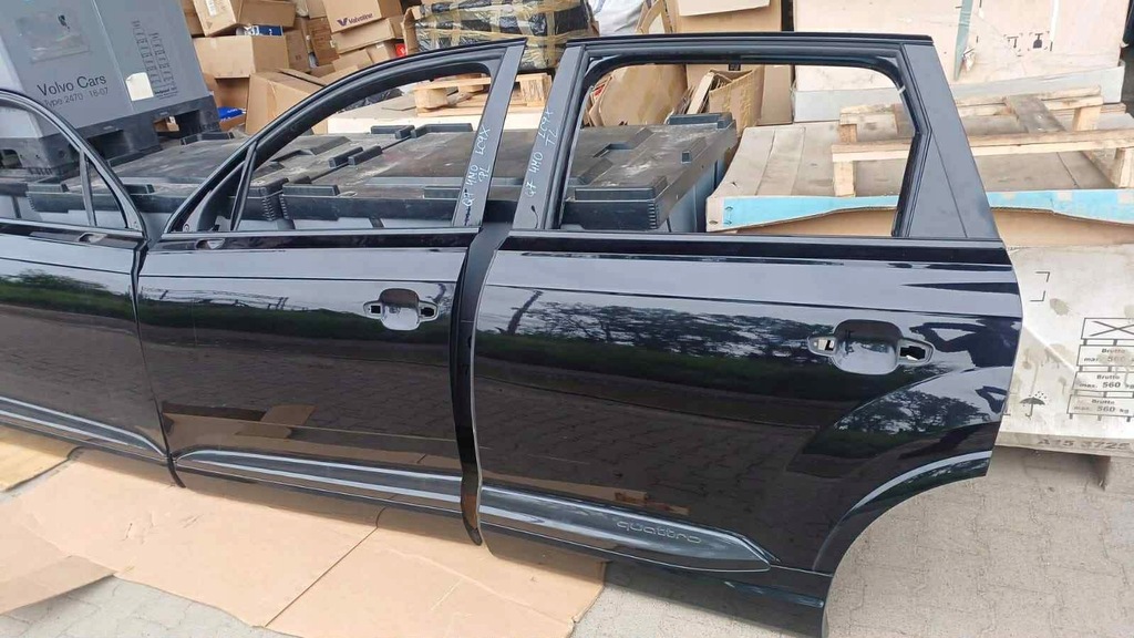 фото №6, Audi q7 sq7 4m sline дверь перед задняя lc9x