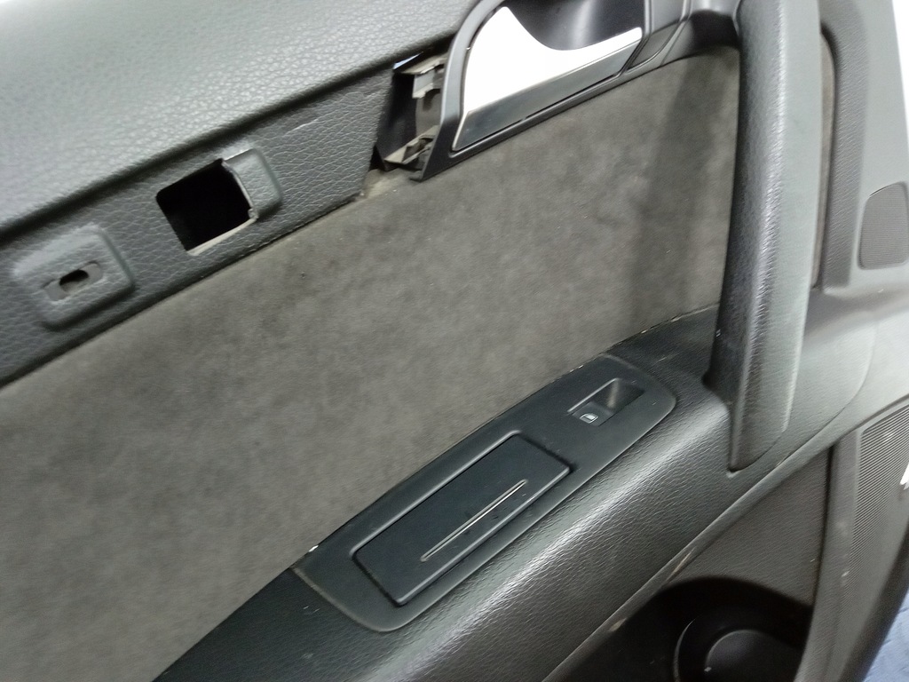 фото №4, Audi q7 4l обивка обшивка дверь задняя левая