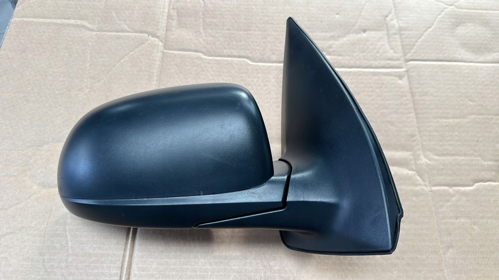 фото №1, Hyundai i20 2008- дзеркало праве ручні