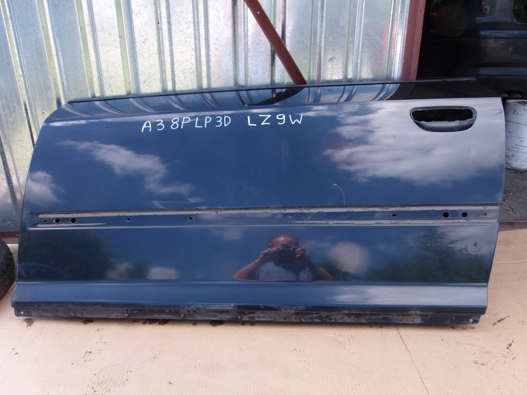 фото №2, Двері ліва lz9w audi a3 8p 2.0 tdi 3 двері