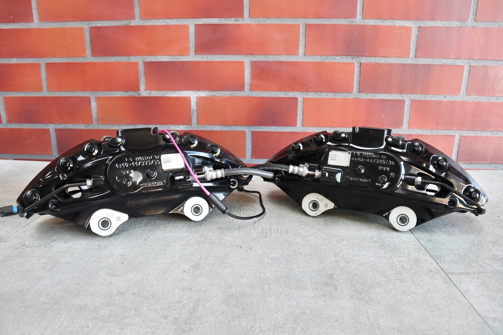 фото №10, Тормоза тормозные диски суппорт bmw 7 g70 i7 g70 m-pakiet 395x36 чёрные 41km