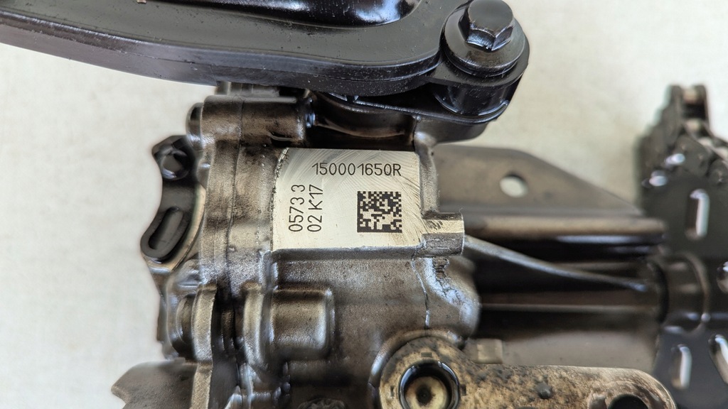 фото №3, Насос масла renault trafic iii 1.6 dci