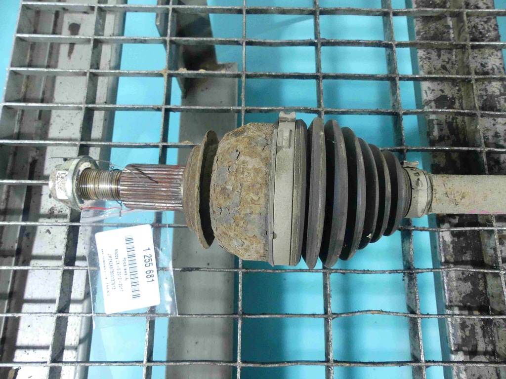 фото №2, Приводной вал левая перед mazda cx-5 i 12-17 2.0b автоматическая коробка передач