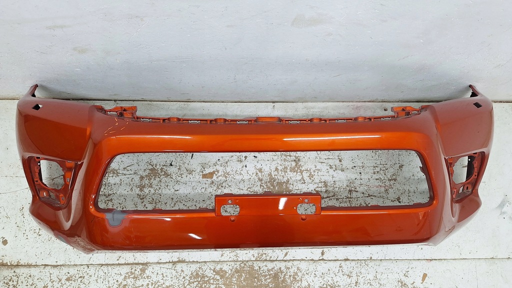 фото №1, Бампер перед передний toyota hilux viii омыватель