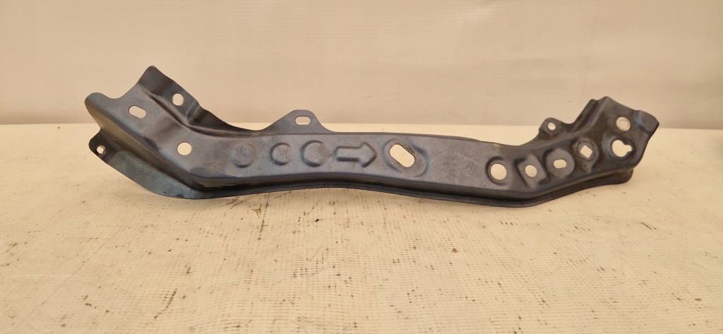 фото №1, Toyota corolla e21 18- панель фары лампы правый кронштейн поперечина перед