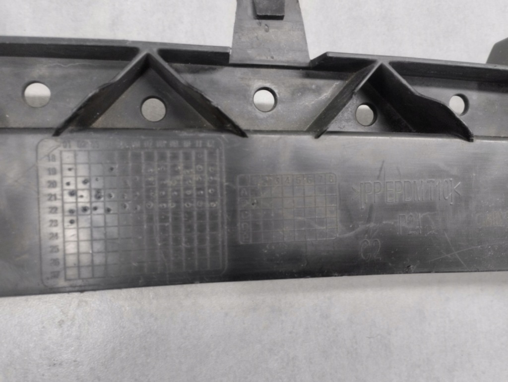 Купити Балка кронштейн абсорбер бампера перед peugeot 2008 2 9825813580