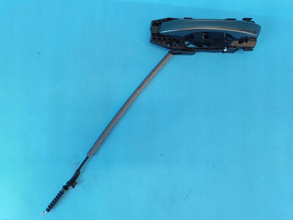 фото №1, Audi q3 f3 sportback 1.4tfsi e 110kw 2024r ручка дверь левый задняя 5g0837205n