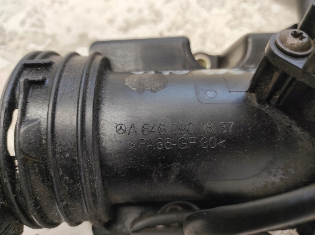 Mercedes vito w639 03- 2.2cdi шланг труба інтеркулер a6460901837 в Україні