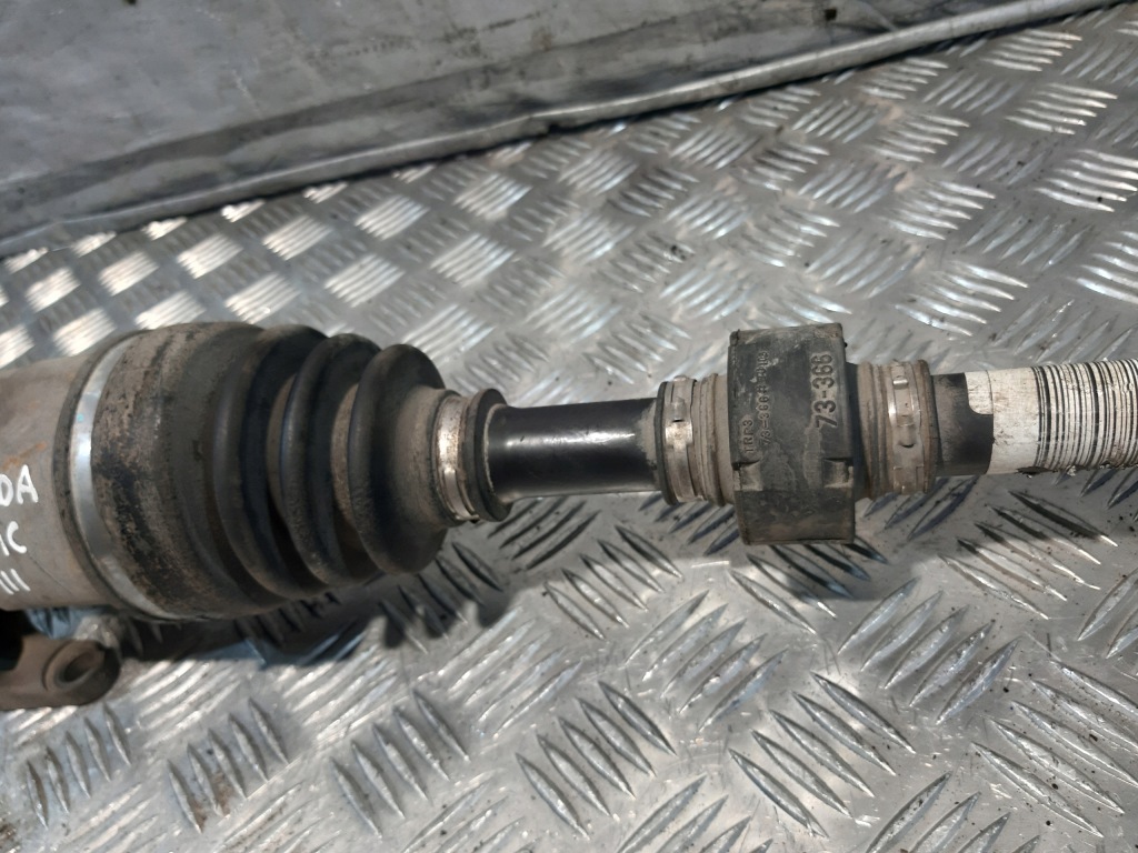 Приводной вал правая длинная smj-g011-m1 44305 honda civic viii ufo 2.2 icdti в Украине