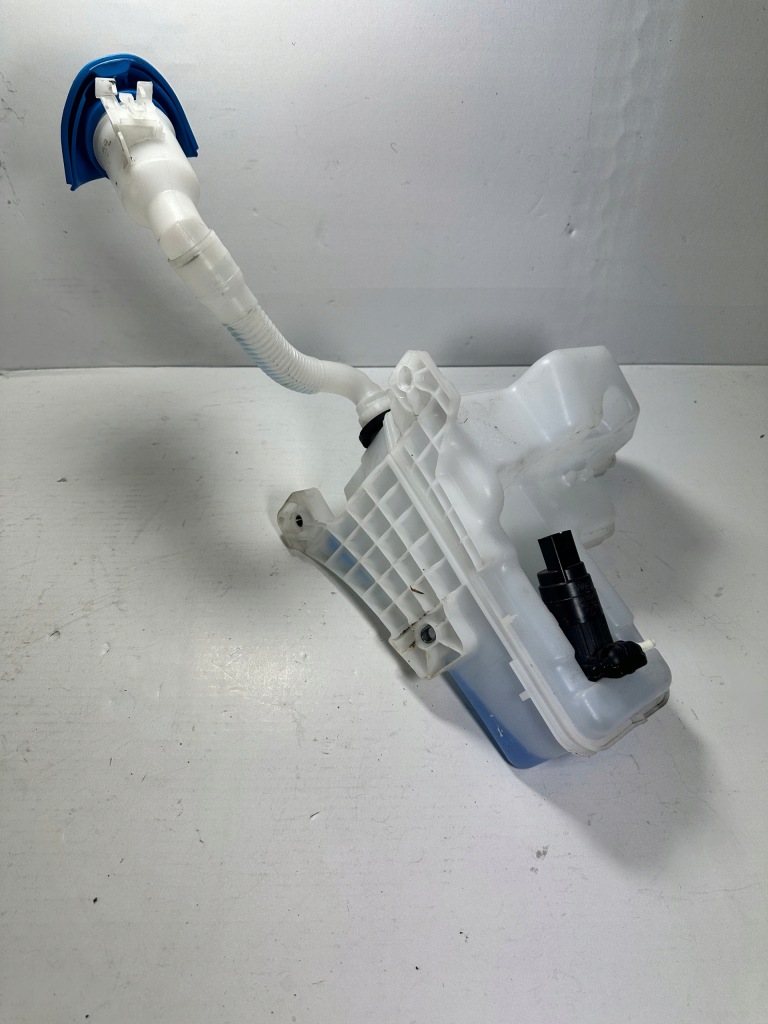 фото №1, Fabia iv бачок омывателя помпа 2q0955448h