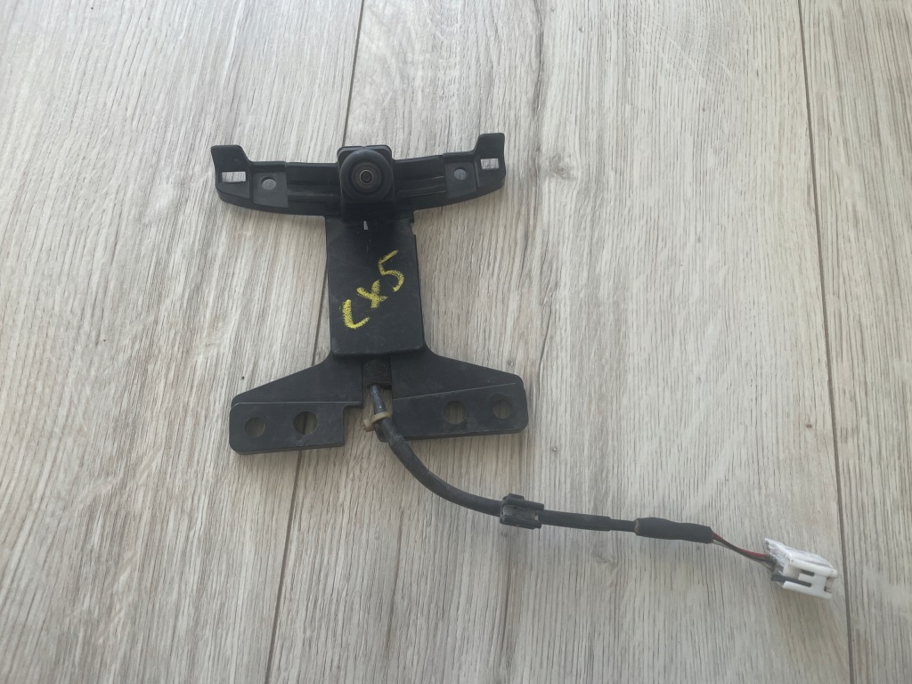 фото №1, Mazda cx5 cx-5 ii 17-21 камера перед w решётка радиатора решётка радиатора оригинал k157-67rc0