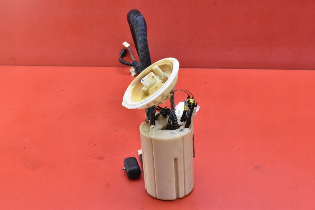 Помпа насос топлива 0580314028 bmw e63 4.4 v8 333 km 03-07 с Разборки