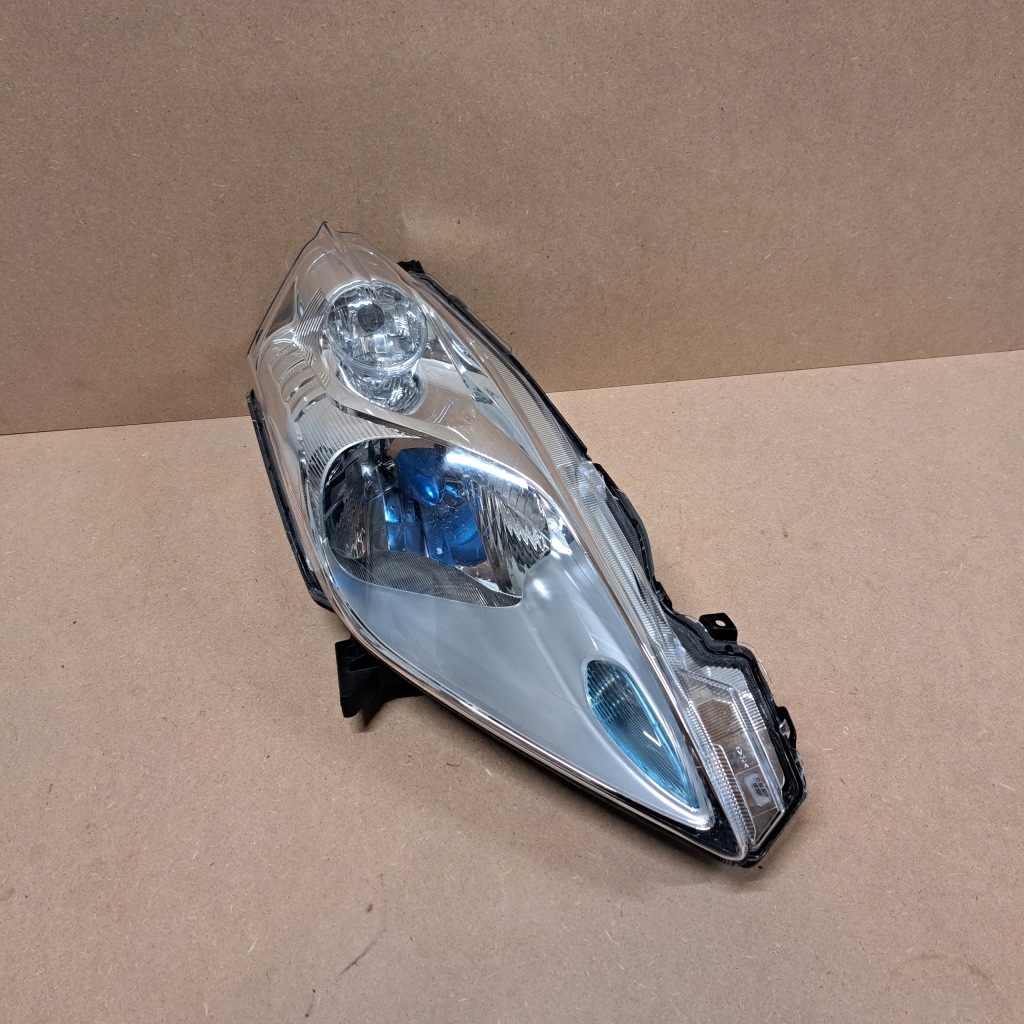 фото №1, Nissan leaf лампа фара обычный противотуманная фара правый europa 260103nl0a