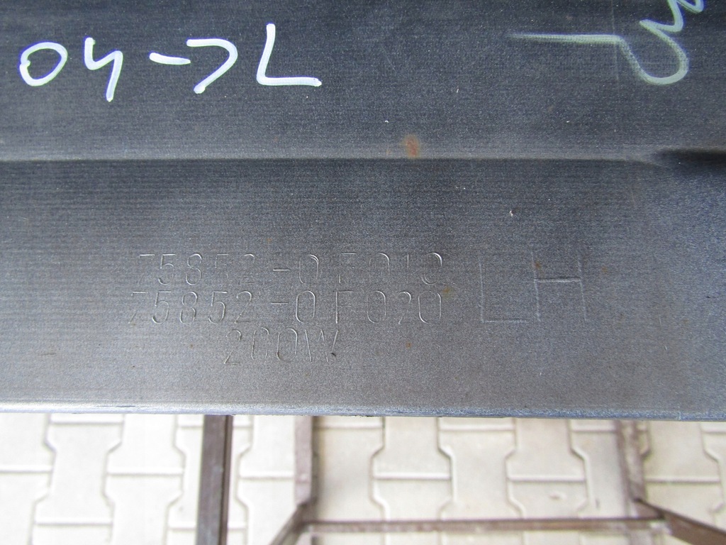 фото №9, Молдинг поріг ліва toyota corolla verso 04- поріг