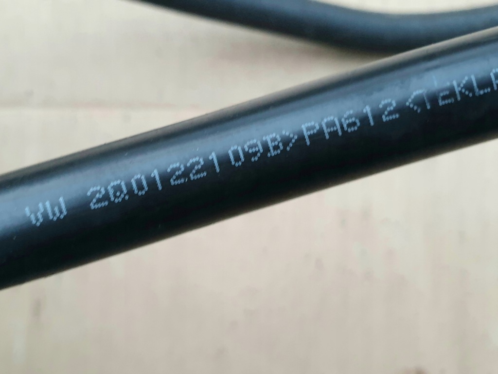 фото №5, Шланг труба wąż wody vw polo vi 2g 2q0122109b